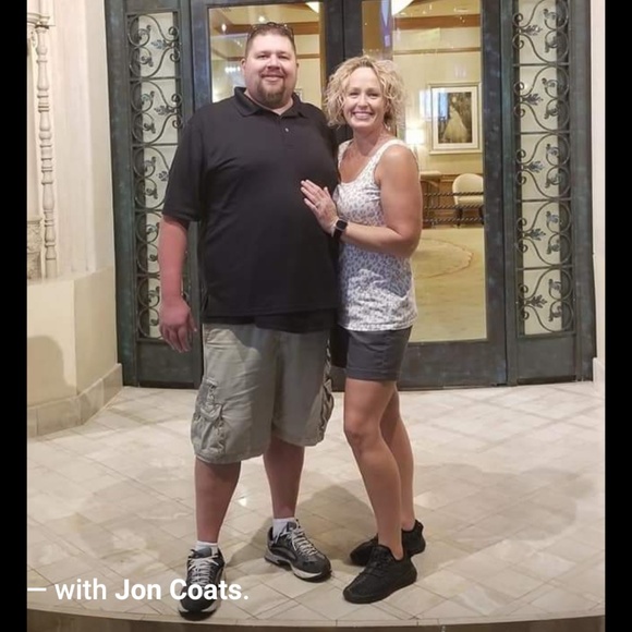 Meet your Posher, Jenn - Picture 3 of 4